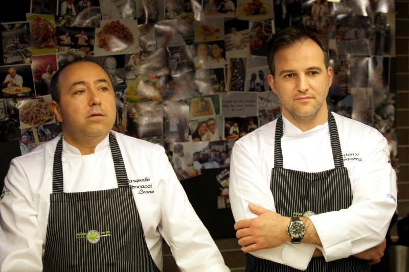 Da sinistra Pasquale Procacci Leone Antonio Sgarra, chef di Anice verde